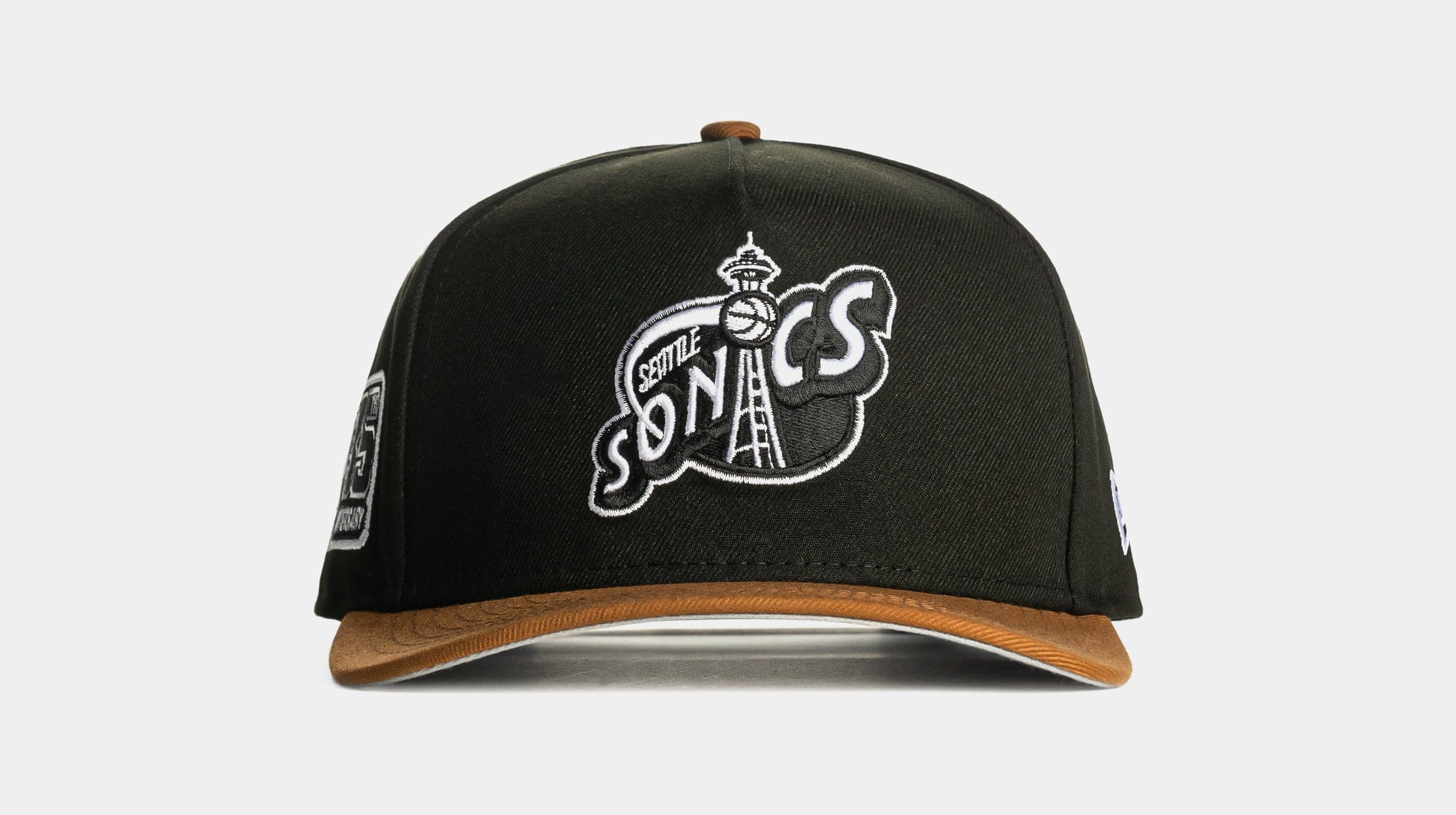 Shoe Palace Exclusive Seattle SuperSonics Peanut 2T 9Fifty Snapback Mens Hat (Black/Brown)