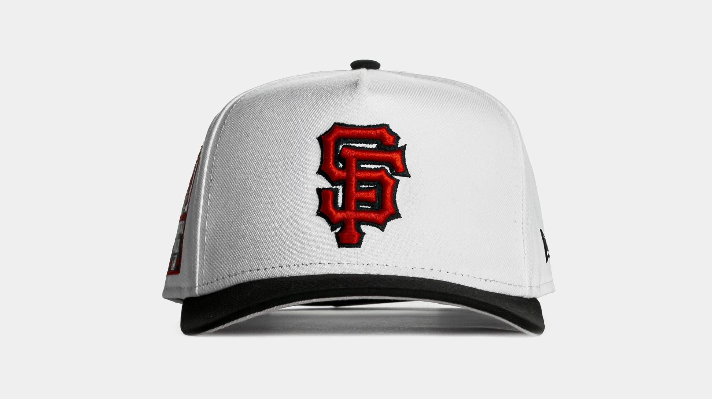 Shoe Palace Exclusive Two-Tone Contrast Stitched San Francisco Giants 9Fifty Snapback Mens Hat (White/Black)