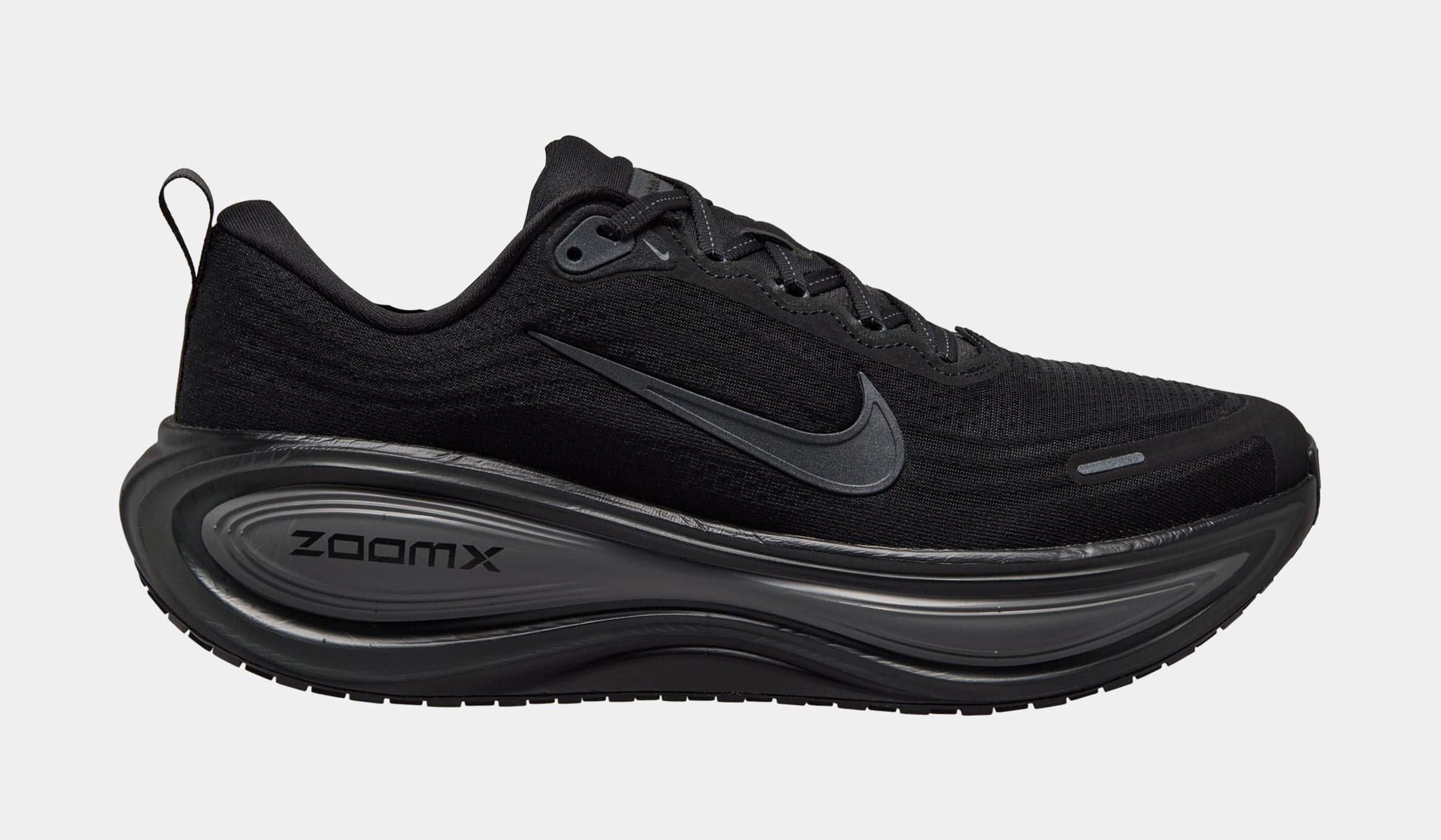 NIKE VOMERO PLUS ESS