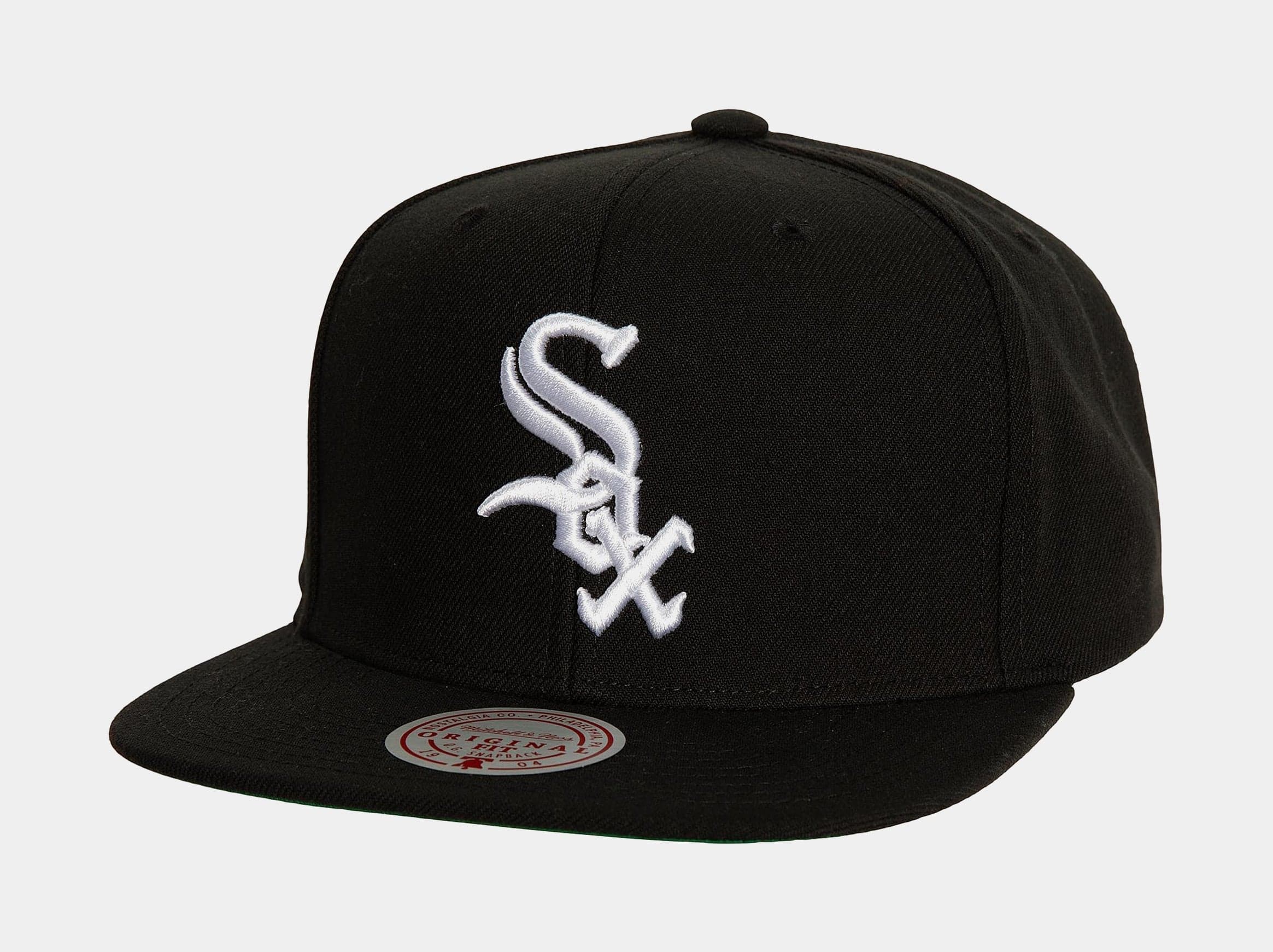 Chicago White Sox Classic Snapback Mens Hat (Black/White)