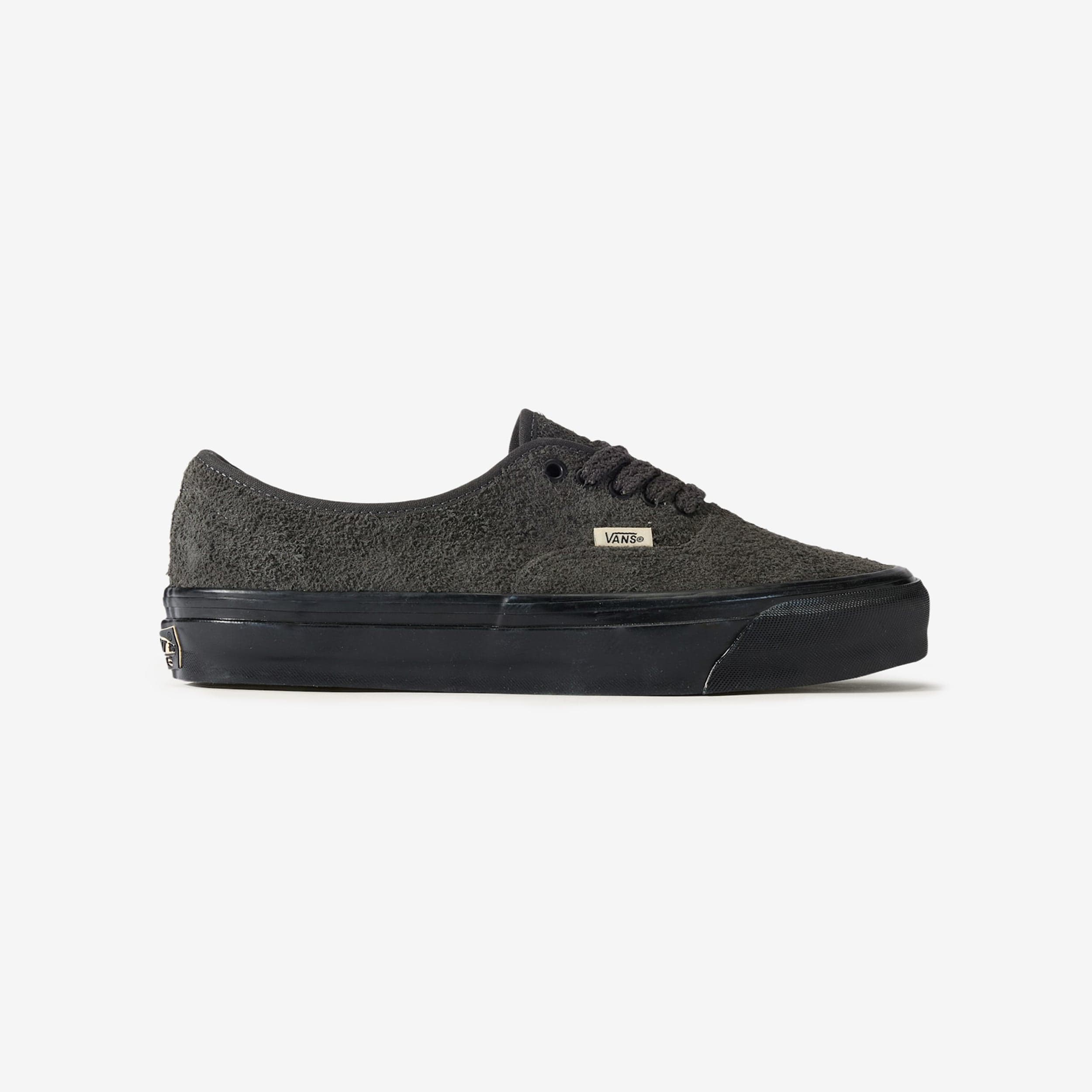 LX Authentic 44