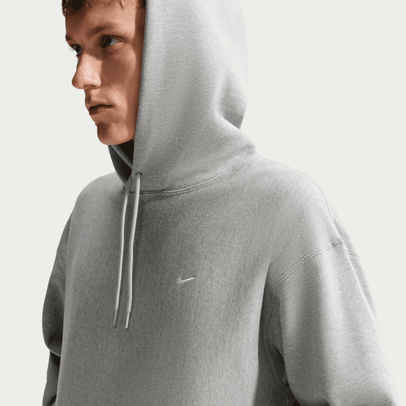 Nike Solo Swoosh